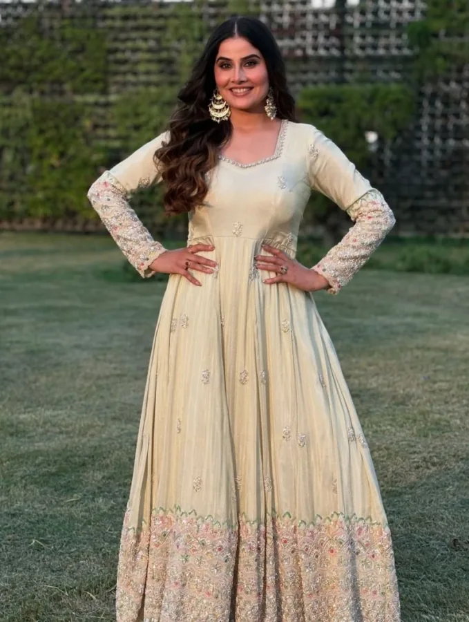 Women's Georgette Embroidered White Gown Pant Dupatta Set