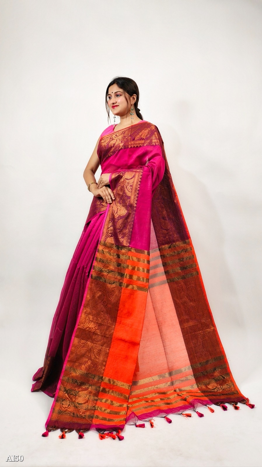 Rajoshree Khadi Cotton Handloom Saree | Bengal Weave Saree with Blouse Piece | Sumitra Handmade